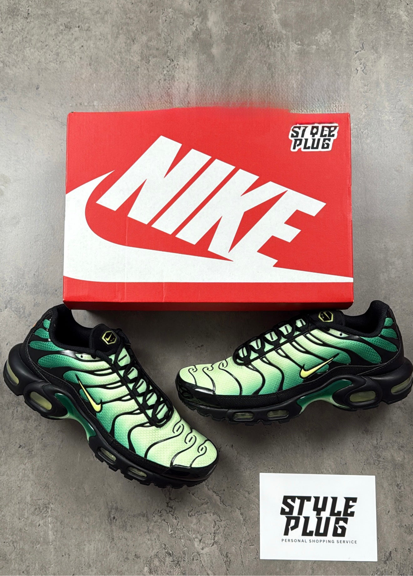 NIKE AIR MAX PLUS TN ‘VAPOUR GREEN’