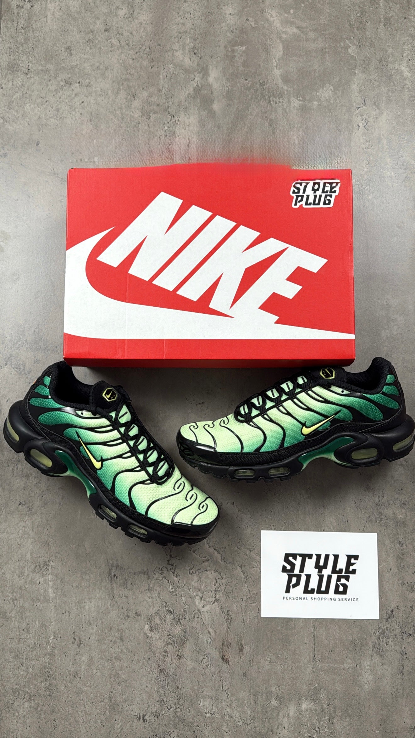 NIKE AIR MAX PLUS TN ‘VAPOUR GREEN’